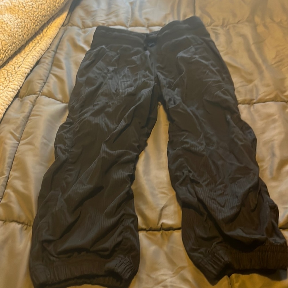 Kids size 8 ivivva pants